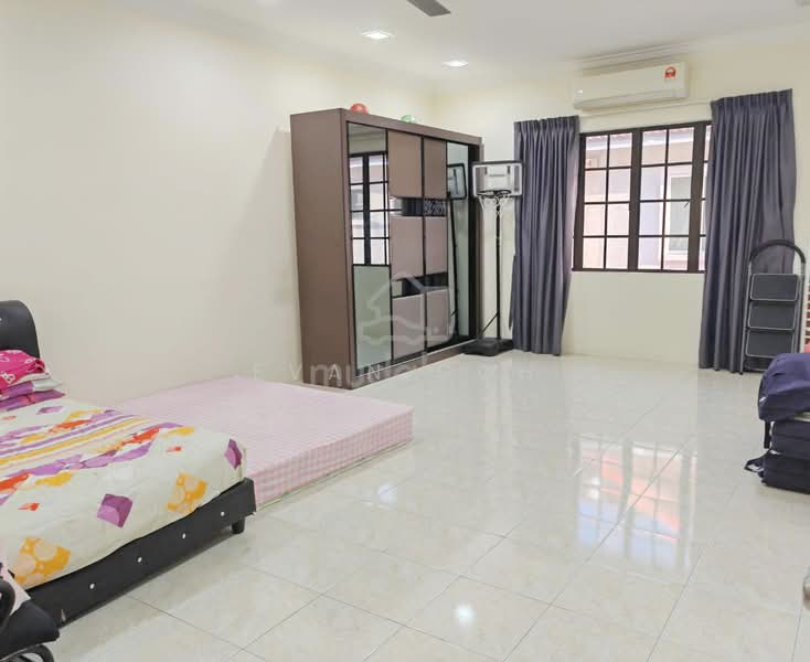 Semi-Detached House for Sale in Bandar Nusaputra (Puchong) - Evan Goh - Bedroom - PropertyGuru.com.my