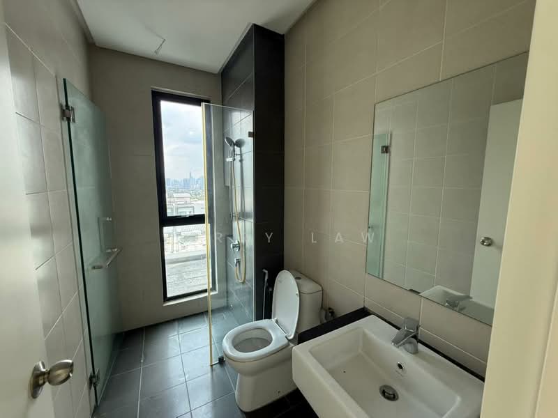 Townhouse for Sale in Desa Melawati (Setapak) - Terry Law - Bathroom - PropertyGuru.com.my
