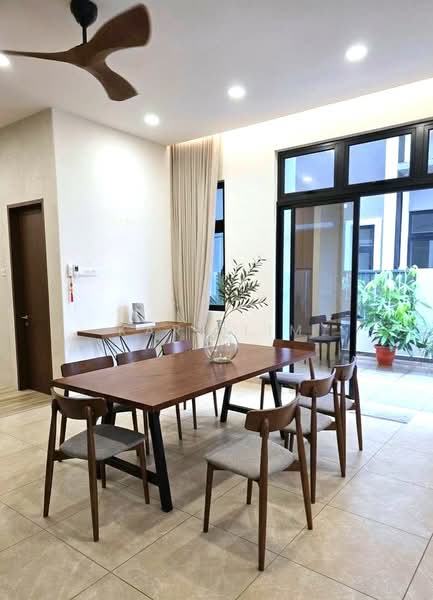 Rumah Berkembar untuk Dijual di Nusa Sentral (Iskandar Puteri (Nusajaya)) - Karl Lim - Dining Room - PropertyGuru.com.my