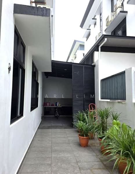 Rumah Berkembar untuk Dijual di Nusa Sentral (Iskandar Puteri (Nusajaya)) - Karl Lim - Exterior - PropertyGuru.com.my