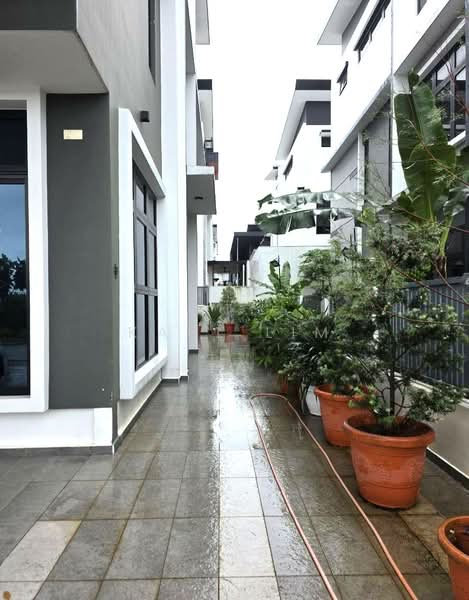 Rumah Berkembar untuk Dijual di Nusa Sentral (Iskandar Puteri (Nusajaya)) - Karl Lim - Exterior - PropertyGuru.com.my
