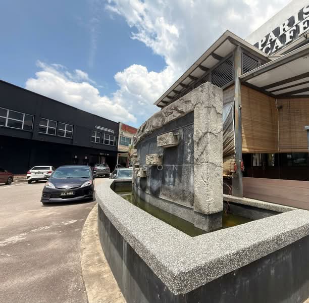Kedai untuk Disewa di Taman Gaya (Ulu Tiram) - Carson . - Exterior - PropertyGuru.com.my