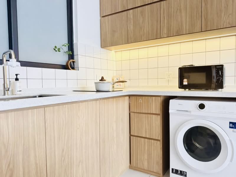 Servis Apartment untuk Dijual di Urban Suites - Kent Lai - Kitchen - PropertyGuru.com.my