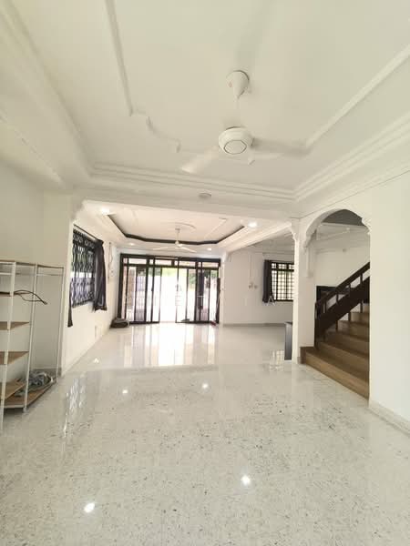 Rumah Berkembar untuk Dijual di Taman Pelangi (Johor Bahru) - Janet Tan - Living Room - PropertyGuru.com.my