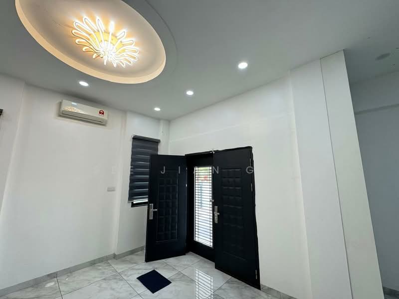 Bungalow for Rent in Bandar Cassia (Batu Kawan) - See Jian Goh - Entrance - PropertyGuru.com.my