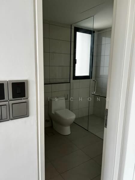 Servis Apartment untuk Dijual di Duta Park Residences - Chris Chong - Bathroom - PropertyGuru.com.my