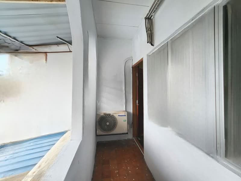 Rumah Teres 2 Tingkat untuk Dijual di Taman Bukit Mewah (Kajang) - Jovie Lee - Balcony - PropertyGuru.com.my