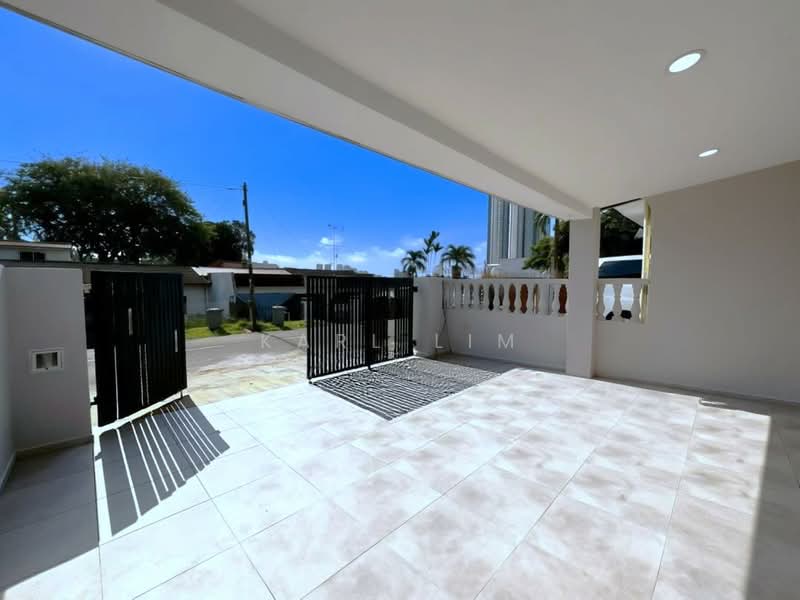 Rumah Teres 1 Tingkat untuk Dijual di Taman Abad (Johor Bahru) - Karl Lim - Exterior - PropertyGuru.com.my