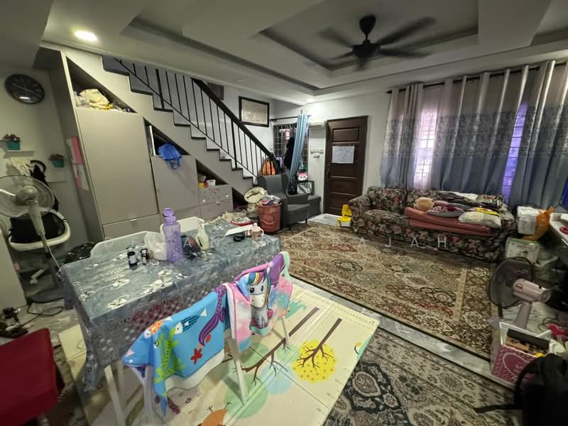 2-storey Terraced House for Sale in Taman Pandan Indah (Ampang) - Devan Tiarajah - Living Room - PropertyGuru.com.my