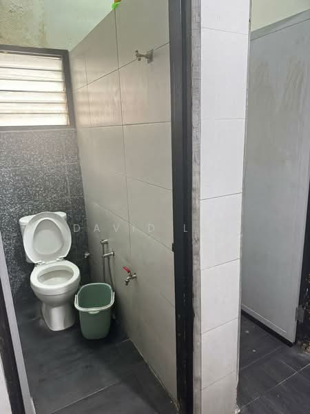 Kedai untuk Disewa di Kajang (Selangor) - David Lao - Bathroom - PropertyGuru.com.my