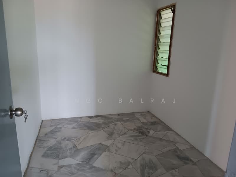 Apartment for Sale at Iris Apartment - Tango Balraj - PropertyGuru.com.my