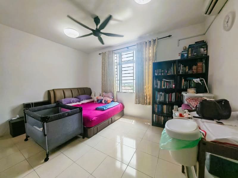Apartment for Sale at Pangsapuri Anggun - Iqbal Rafei - Bedroom - PropertyGuru.com.my
