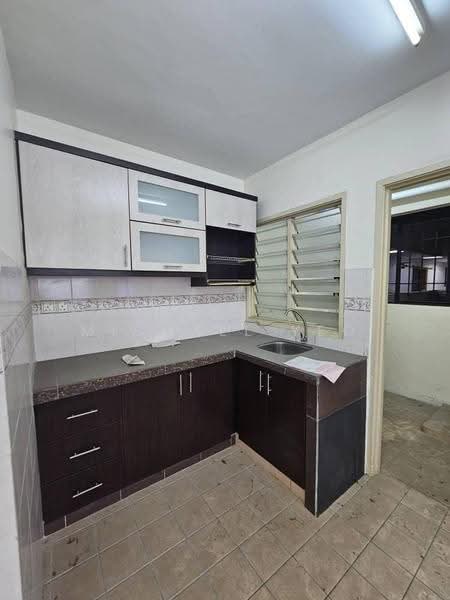 Apartment for Sale at Flora Damansara Apartment - Michael Yeo - Kitchen - PropertyGuru.com.my