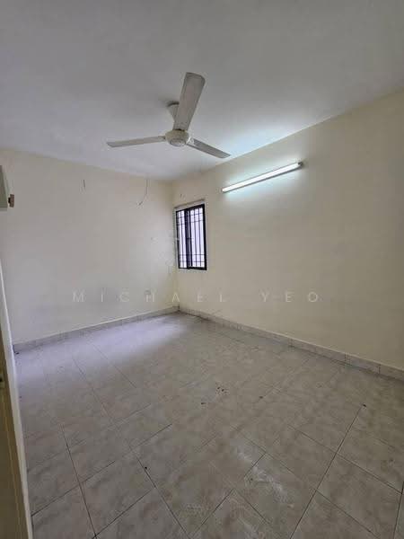 Apartment for Sale at Flora Damansara Apartment - Michael Yeo - Bedroom - PropertyGuru.com.my