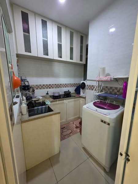 Condominium for Sale at Shineville Park - Kelvin Seow - Kitchen - PropertyGuru.com.my