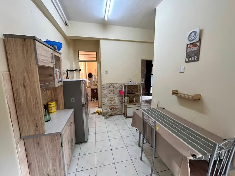 Apartment for Rent at Pangsapuri Damai Mewah A - Benny Lee - PropertyGuru.com.my