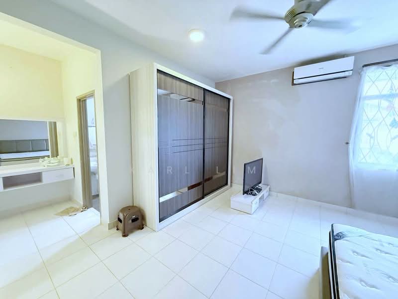 Rumah Kluster untuk Dijual di Taman Seri Austin (Tebrau) - Karl Lim - Bedroom - PropertyGuru.com.my