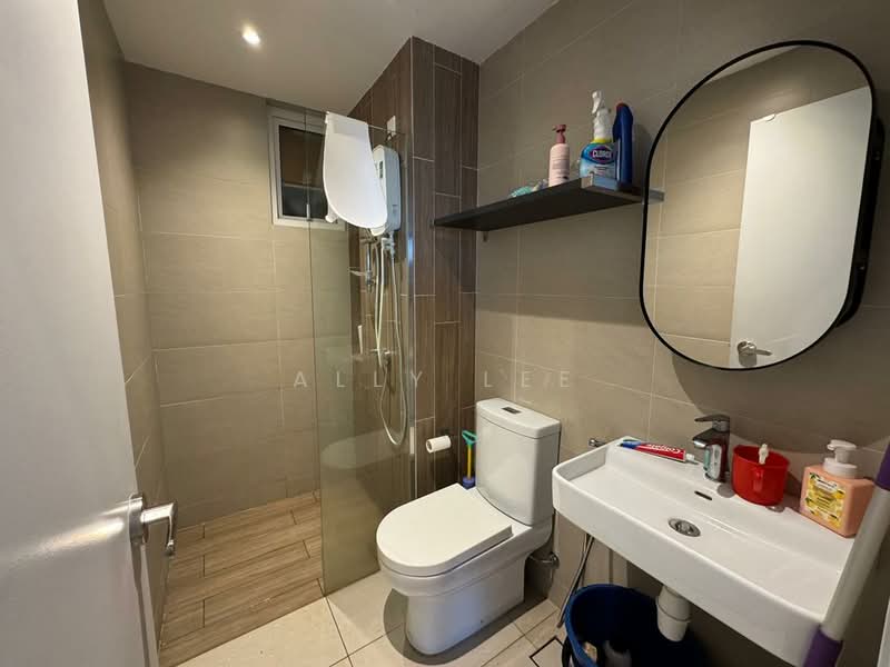 Service Residence for Rent at RYAN & MIHO - Ally Lee - Bathroom - PropertyGuru.com.my