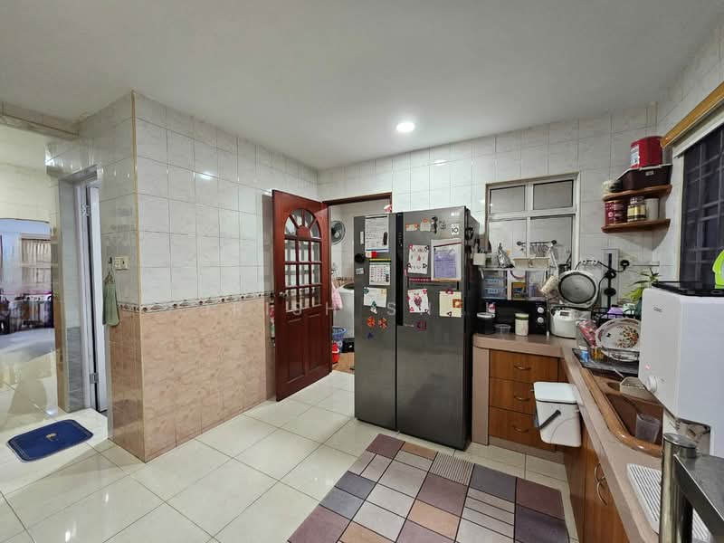 2-storey Terraced House for Sale in Kota Kemuning (Shah Alam) - Irish Shek - Kitchen - PropertyGuru.com.my