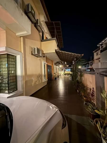 Rumah Berkembar untuk Dijual di Selayang (Selangor) - Dinie Akmal - Exterior - PropertyGuru.com.my
