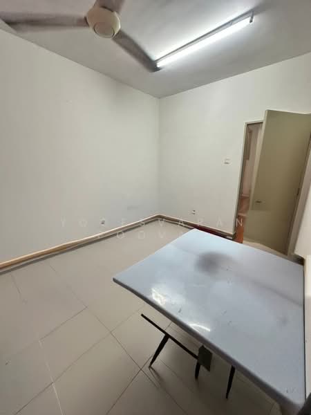 Apartment for Sale at Akasia Apartment - Yogesvaran Poovan - Interior - PropertyGuru.com.my