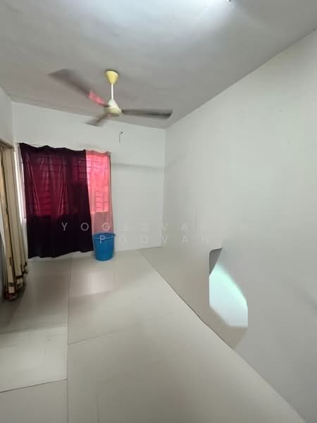 Apartment for Sale at Akasia Apartment - Yogesvaran Poovan - Interior - PropertyGuru.com.my