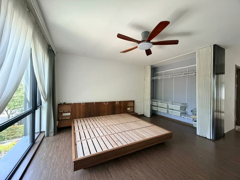 Cluster House for Sale in Forest City (Gelang Patah) - Victor Chia - Bedroom - PropertyGuru.com.my