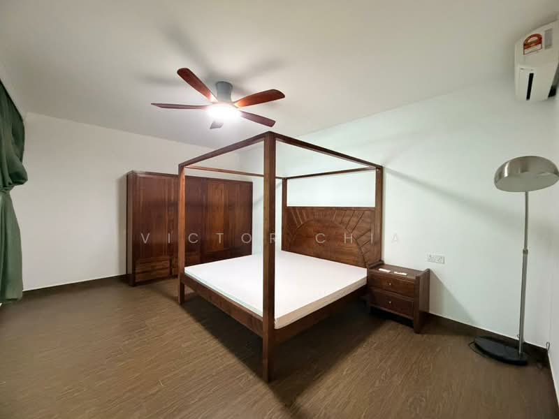 Cluster House for Sale in Forest City (Gelang Patah) - Victor Chia - Bedroom - PropertyGuru.com.my