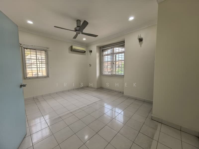 Rumah Teres 2 Tingkat untuk Dijual di Kota Kemuning (Shah Alam) - Irish Shek - Interior - PropertyGuru.com.my