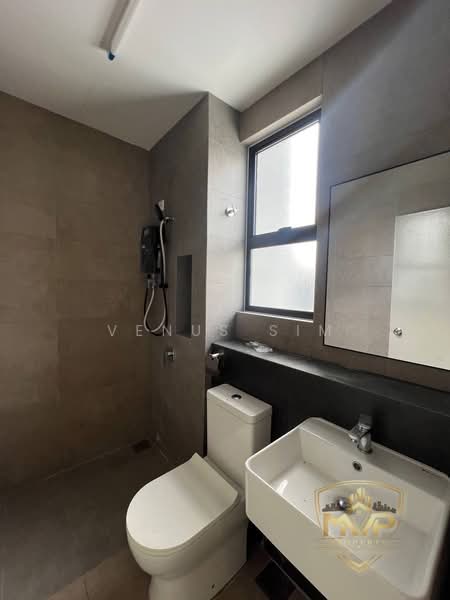 2-storey Terraced House for Rent in Telok Panglima Garang (Selangor) - Venus Sim - Bathroom - PropertyGuru.com.my