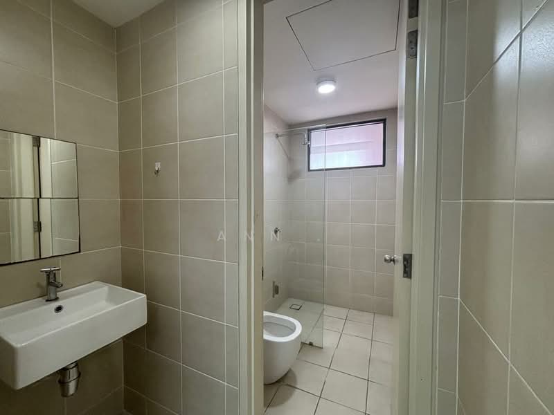 Office for Rent in Bandar Sunway (Sunway) - Ann . - Bathroom - PropertyGuru.com.my