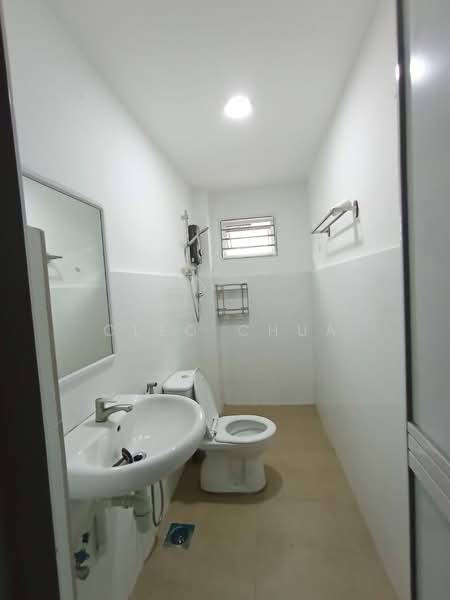 1-storey Terraced House for Rent in Shah Alam (Selangor) - Cleo Chua - Bathroom - PropertyGuru.com.my