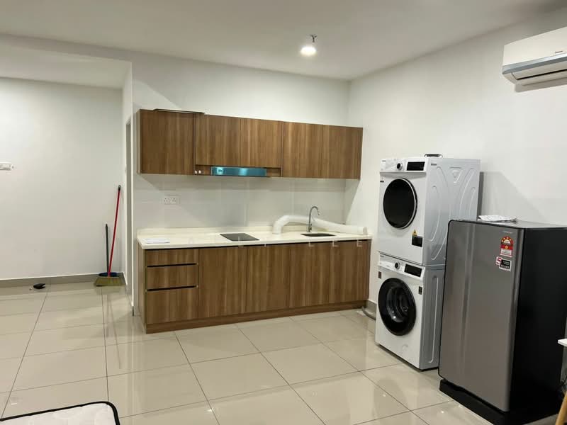 Servis Apartment untuk Disewa di Pacific Star - Ally Lee - Kitchen - PropertyGuru.com.my