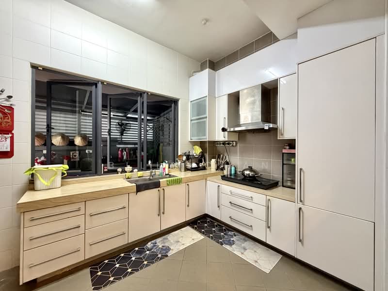 Semi-Detached House for Sale in Segambut (Kuala Lumpur) - Billy Chan - Kitchen - PropertyGuru.com.my