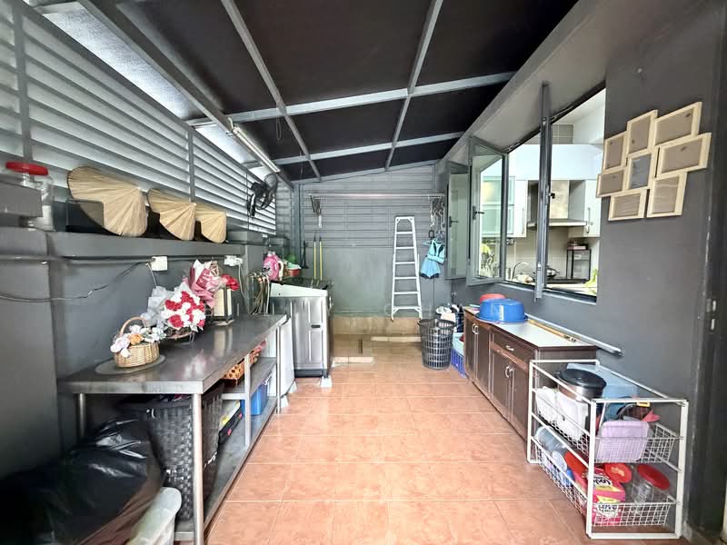 Semi-Detached House for Sale in Segambut (Kuala Lumpur) - Billy Chan - Kitchen - PropertyGuru.com.my
