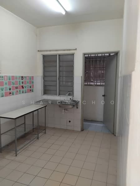 Pangsapuri untuk Disewa di Taman Bukit Pelangi - Sharon Choo - Kitchen - PropertyGuru.com.my