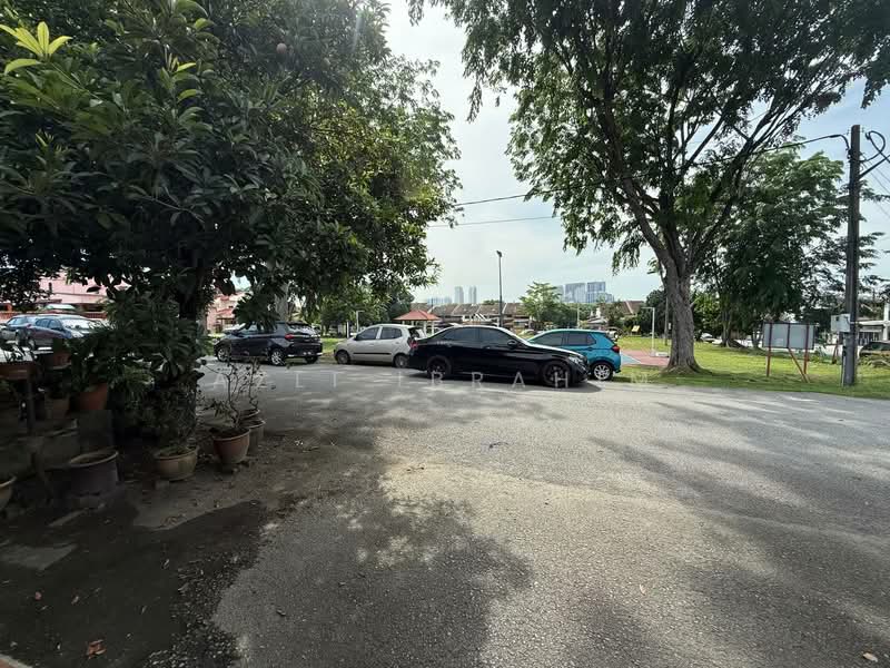 2-storey Terraced House for Sale in Bandar Baru Bangi (Selangor) - Azli Ibrahim - Exterior - PropertyGuru.com.my