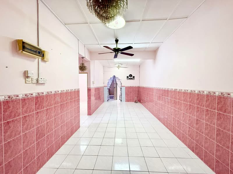 1-storey Terraced House for Sale in Taman Desa Baiduri (Cheras) - Azli Ibrahim - Interior - PropertyGuru.com.my