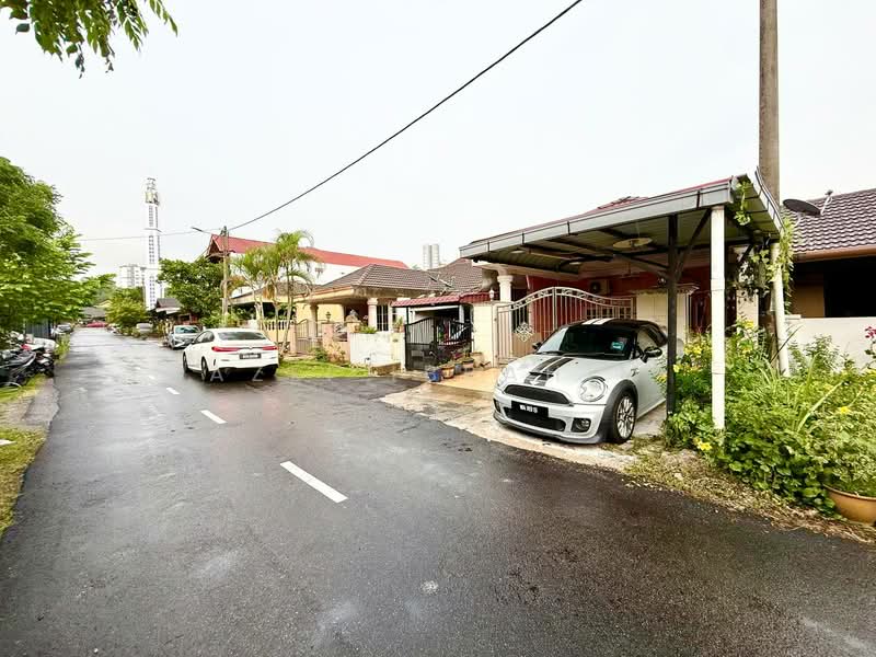1-storey Terraced House for Sale in Taman Desa Baiduri (Cheras) - Azli Ibrahim - Exterior - PropertyGuru.com.my