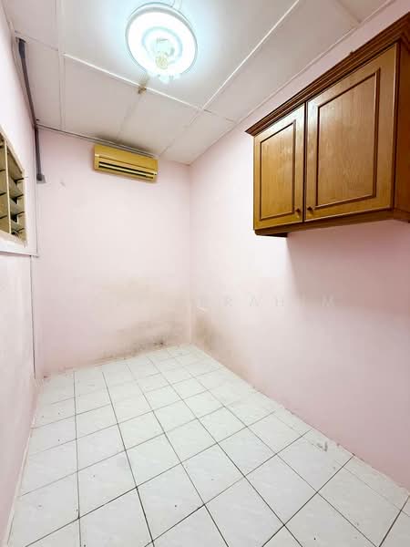 1-storey Terraced House for Sale in Taman Desa Baiduri (Cheras) - Azli Ibrahim - Interior - PropertyGuru.com.my