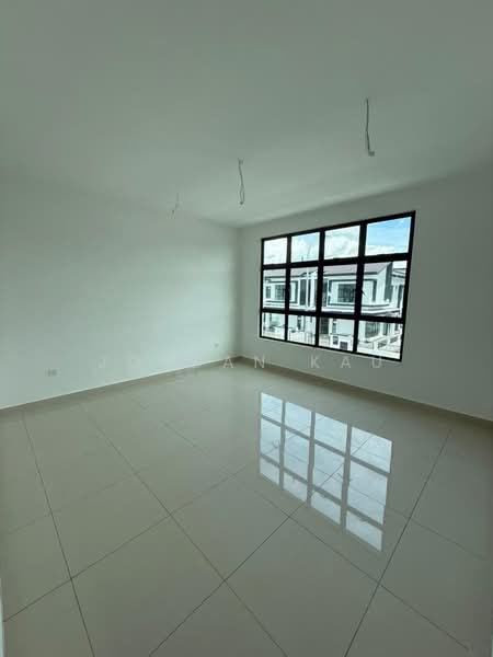 Cluster House for Sale in Iskandar Puteri (Nusajaya) (Johor) - Jordan Kau - PropertyGuru.com.my