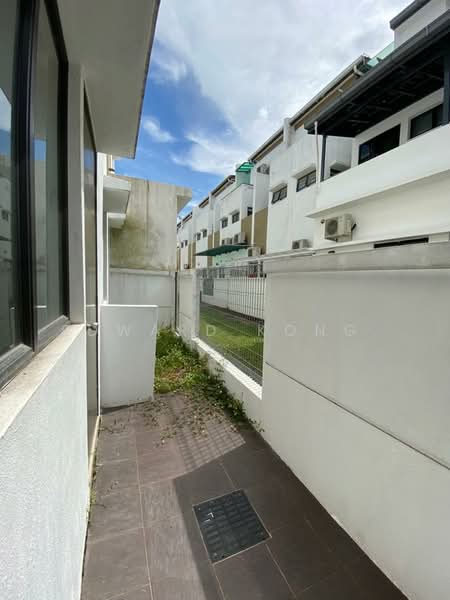 3-storey Terraced House for Sale in Rawang (Selangor) - Edward Kong. - Exterior - PropertyGuru.com.my
