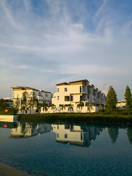 3-storey Terraced House for Sale in Rawang (Selangor) - Edward Kong. - Exterior - PropertyGuru.com.my