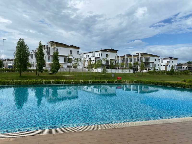 3-storey Terraced House for Sale in Rawang (Selangor) - Edward Kong. - Exterior - PropertyGuru.com.my