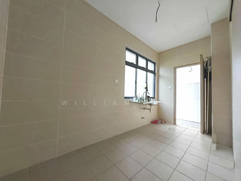 Rumah Kluster untuk Dijual di Taman Mount Austin (Tebrau) - William Tay - Kitchen - PropertyGuru.com.my