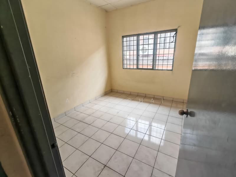 Rumah Teres 2 Tingkat untuk Dijual di Sungai Buloh (Selangor) - Annie Chai - PropertyGuru.com.my
