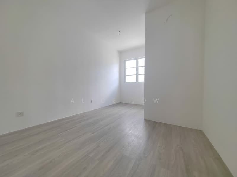 Rumah Teres 2 Tingkat untuk Dijual di Bandar Country Homes (Rawang) - Alice Low - Interior - PropertyGuru.com.my