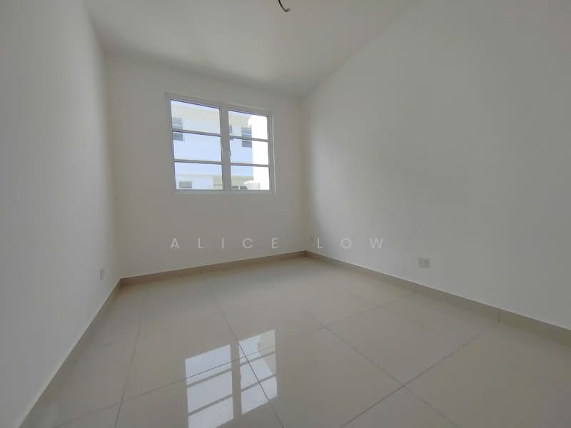 Rumah Teres 2 Tingkat untuk Dijual di Bandar Country Homes (Rawang) - Alice Low - Interior - PropertyGuru.com.my