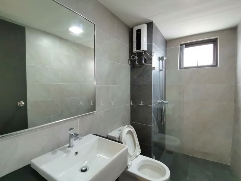 Servis Apartment untuk Disewa di Emporis - Ally Lee - Bathroom - PropertyGuru.com.my