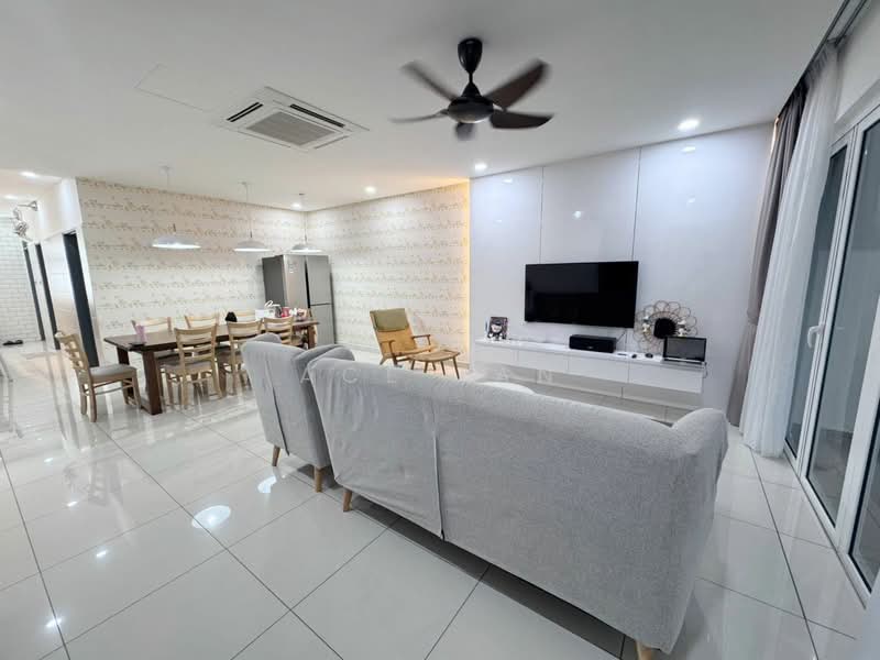 Rumah Teres 2 Tingkat untuk Dijual di Bandar Dato Onn (Tebrau) - Ace Tan - Living Room - PropertyGuru.com.my